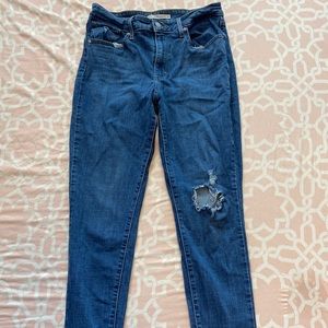 Women’s Levi’s Jeans